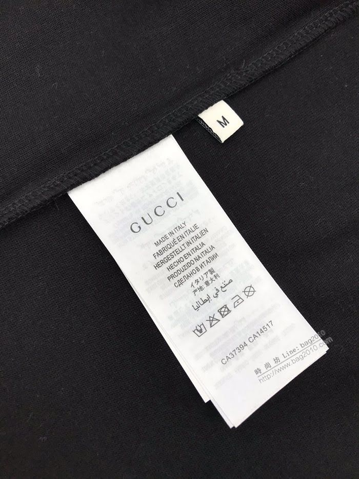 Gucci男裝 古奇2020秋冬新款小黑貓刺繡貼布logo短袖Tee  ydi3481